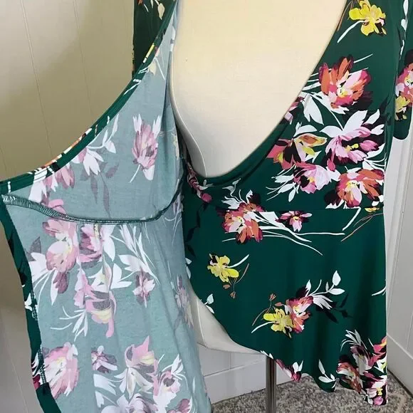 Torrid Women's Size 3, 2XL Green Floral Faux Wrapped Tunic Short Sleeve - Picture 9 of 12